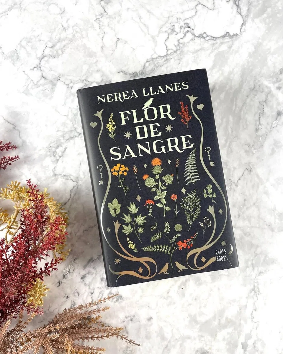 Flores malditas 1. Flor de sangre: Edición con cantos tintados (Ficción)