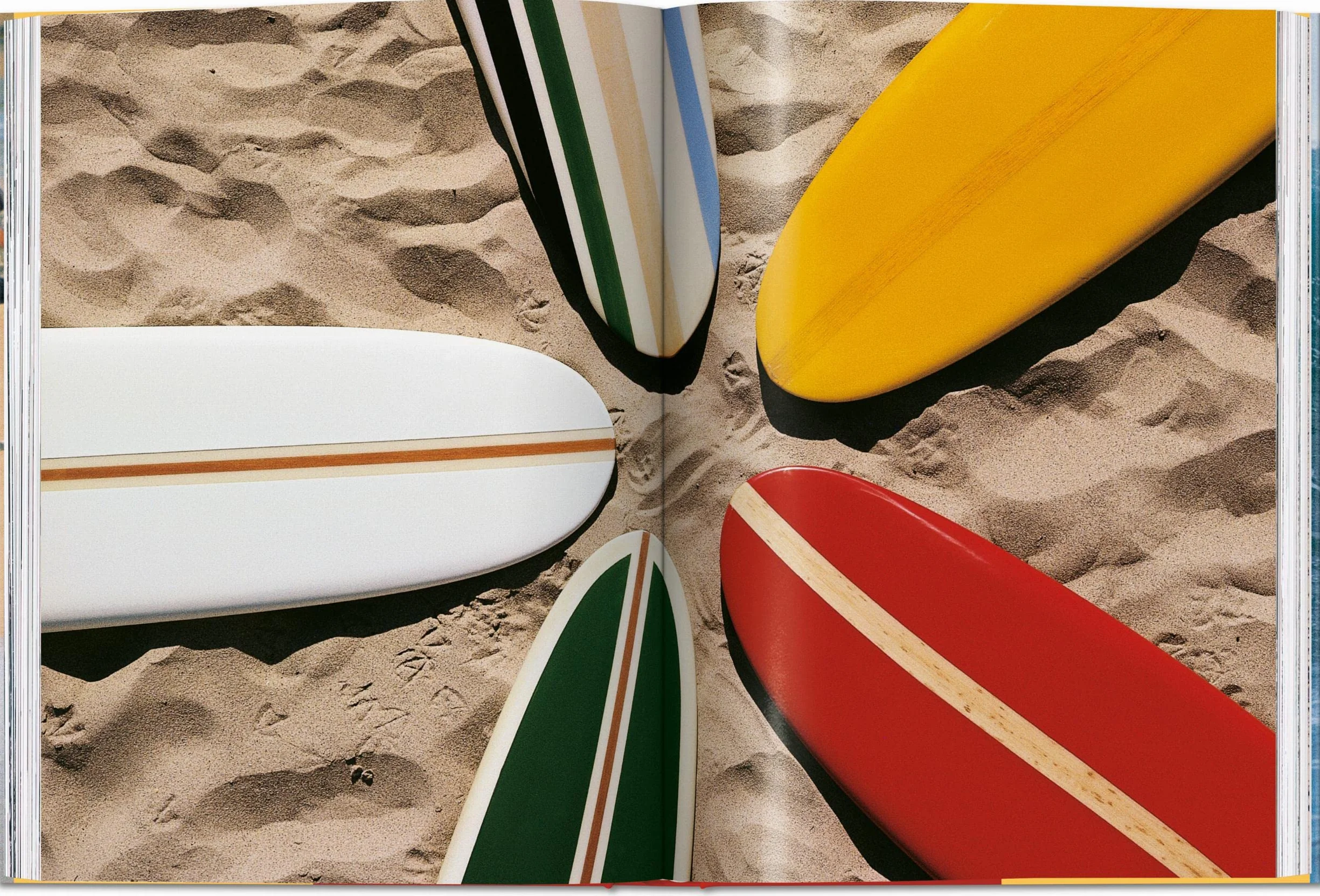 LeRoy Grannis. Surf Photography of the 1960s and 1970s (Sourcebook)