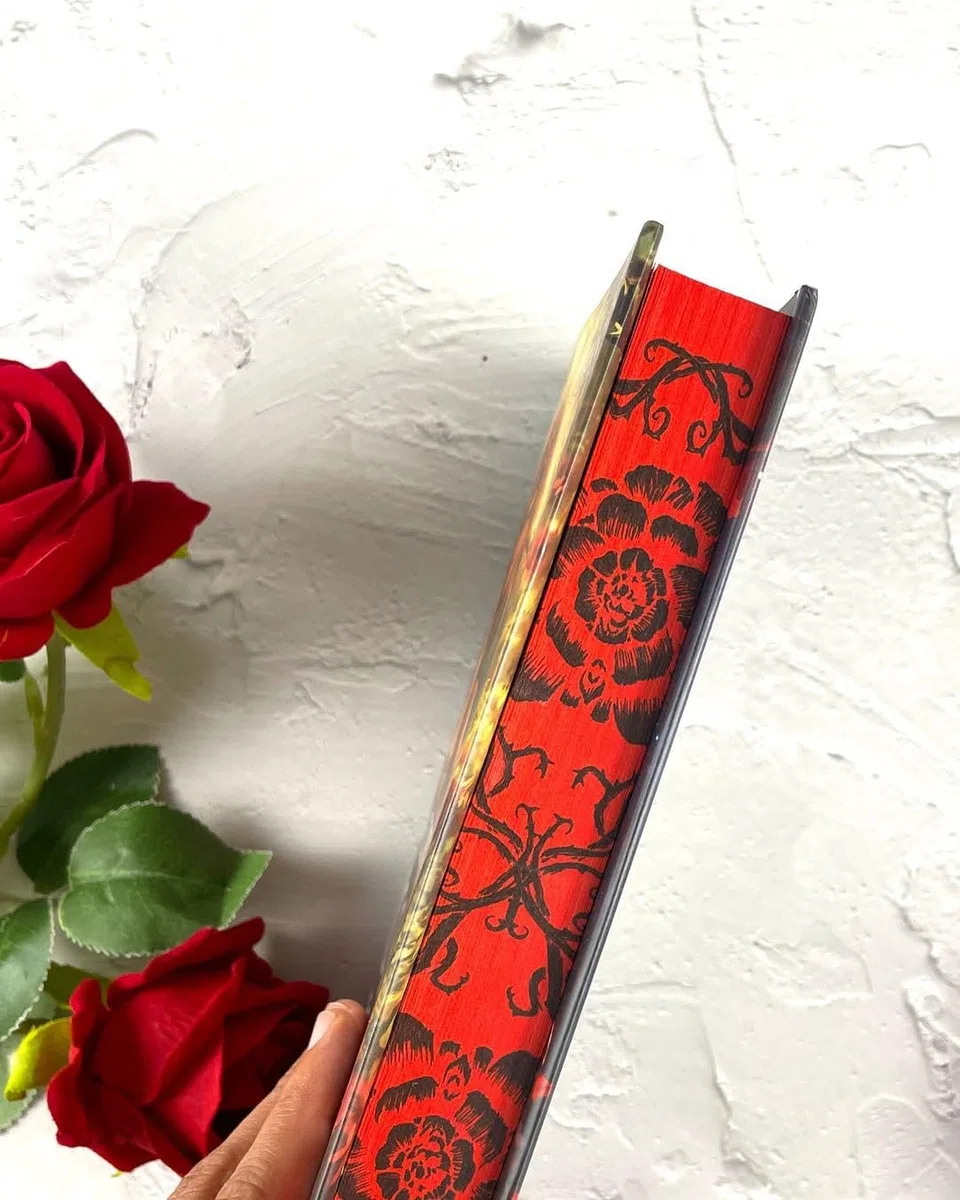 Una corte de rosas y espinas. Edición especial con sobrecubierta reversible: Edición especial con sobrecubierta reversible: 1 (Ficción)