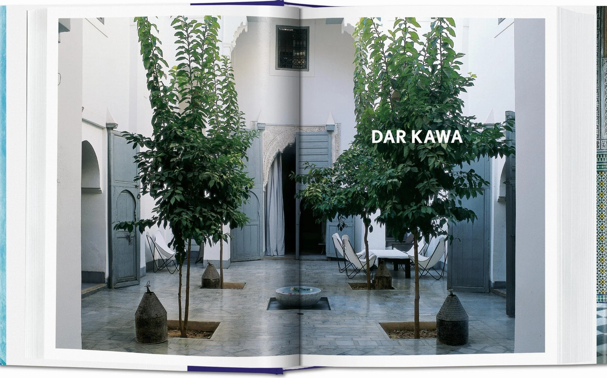 Living in Morocco: 40th Ed. (45th Edition)