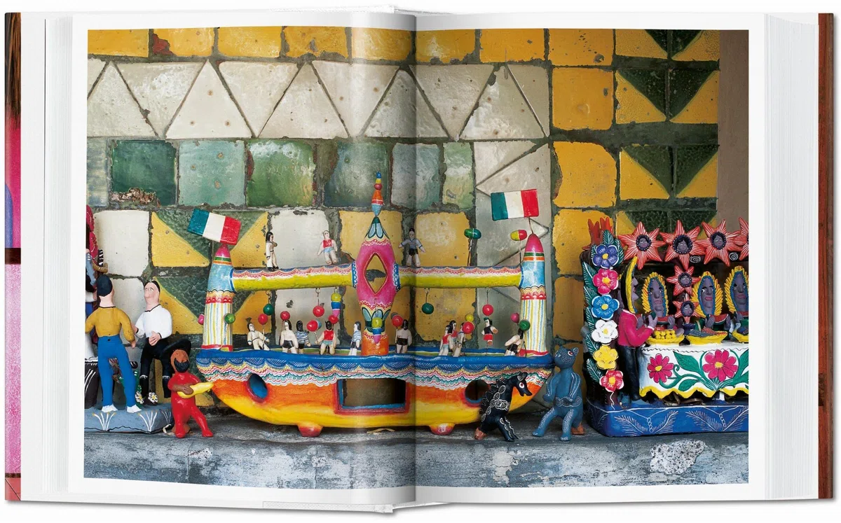 Living in Mexico. 45th Ed. (45th Edition)