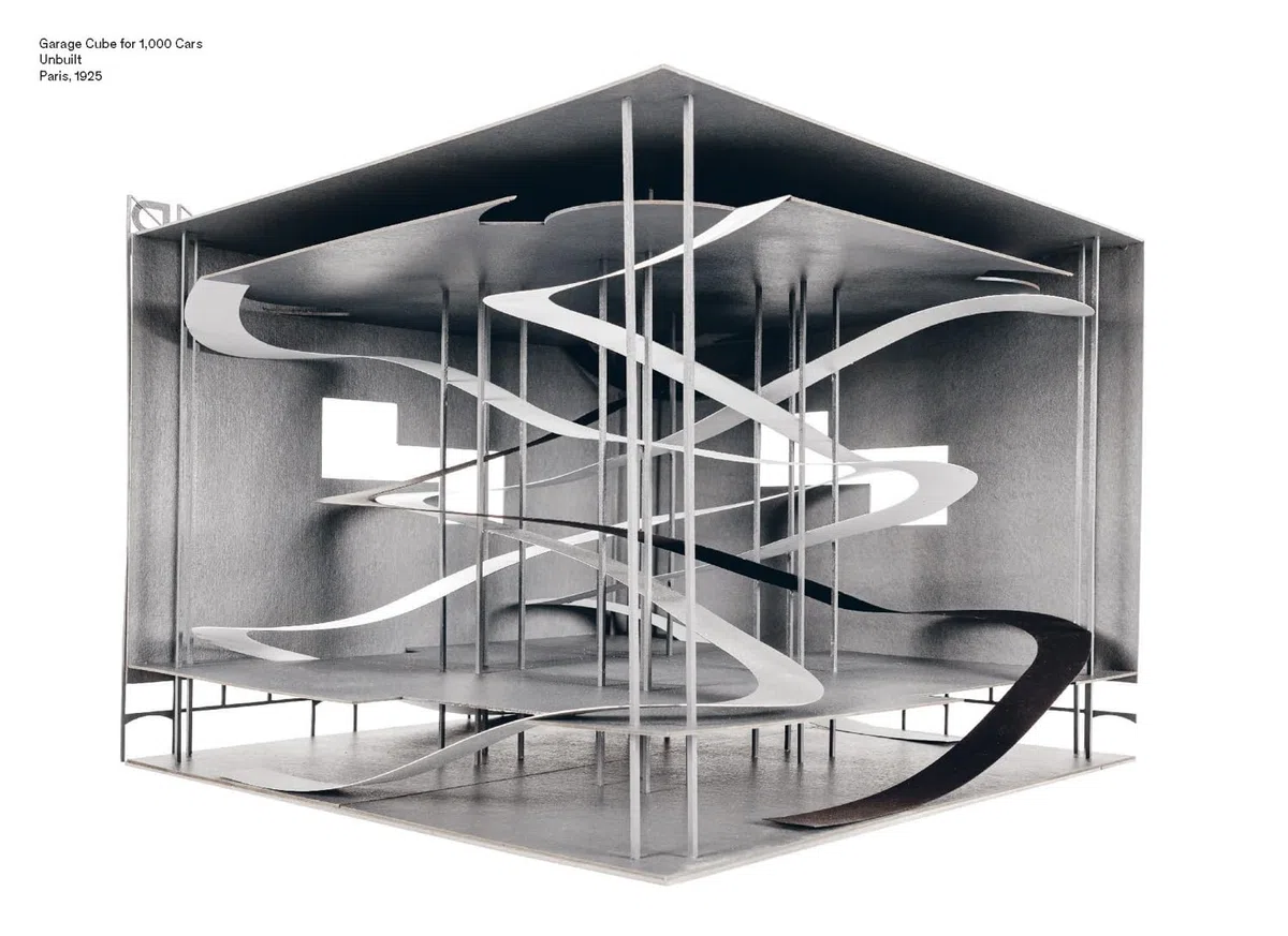 Melnikov An Investigation through Architectural Models /anglais