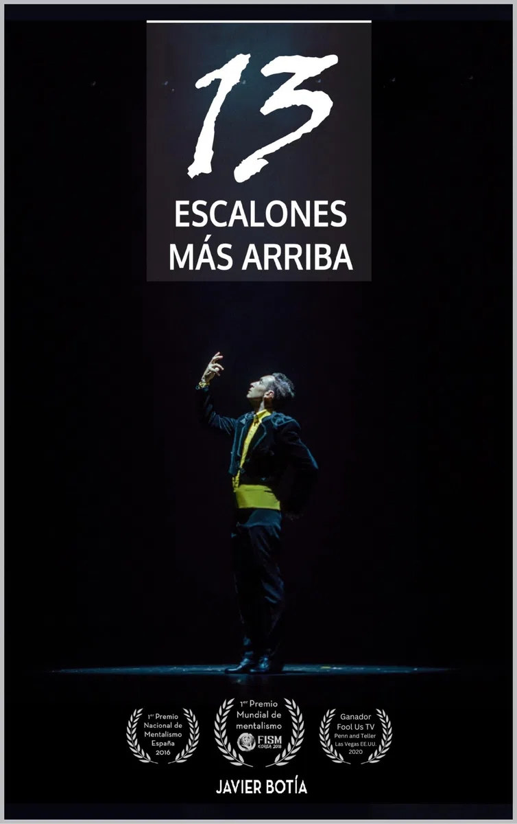 Trece escalones más arriba