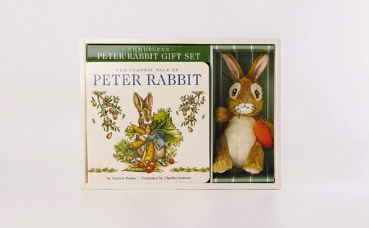 Peter Rabbit Deluxe Gift Set: 4 Classic Edition Board Books + Plush Stuffed Animal Bunny Toy: 1: The Classic Edition Board Book + Plush Stuffed Animal Toy Rabbit Gift Set